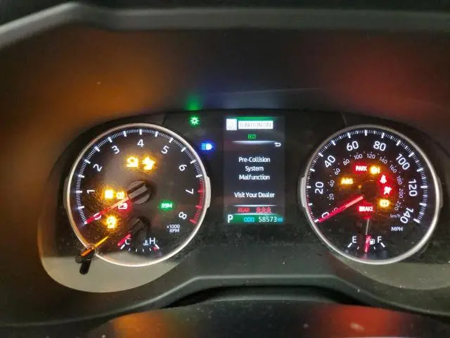 2022 TOYOTA RAV4 XLE  