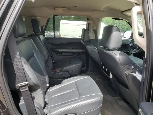 2024 FORD EXPEDITION XLT  
