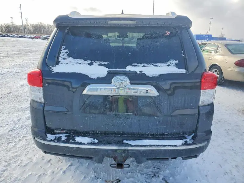 2012 TOYOTA 4RUNNER SR5  