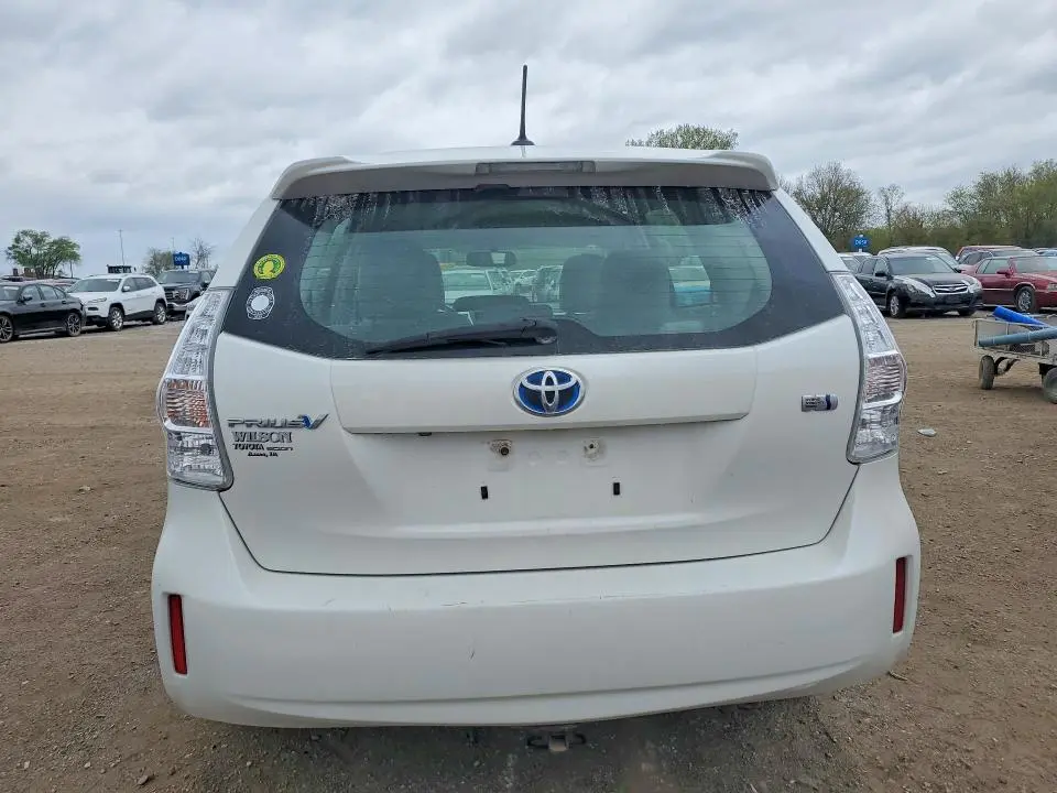 2012 TOYOTA PRIUS V FIVE  