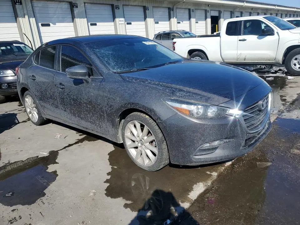 2017 MAZDA 3 TOURING  