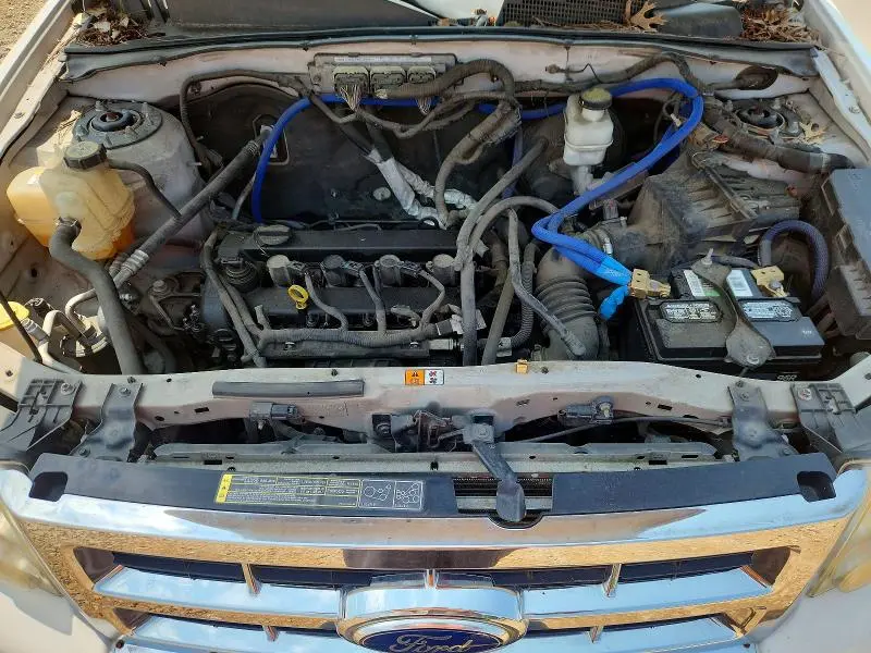 2011 FORD ESCAPE LIMITED  