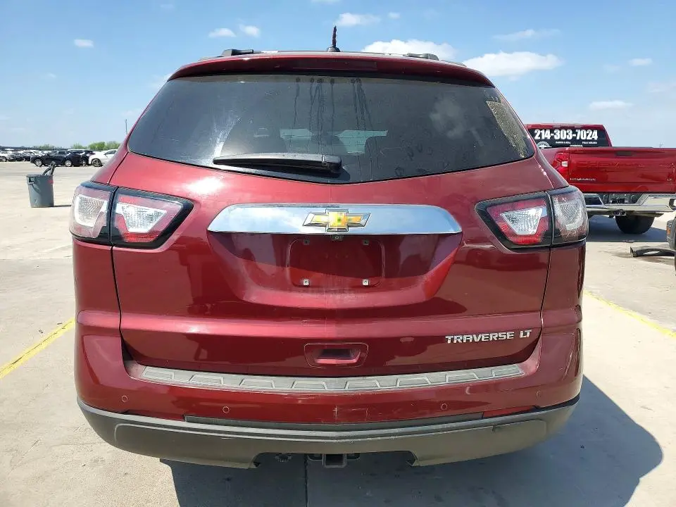 2016 CHEVROLET TRAVERSE LT  