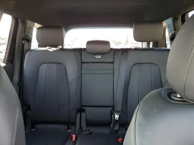 2023 MERCEDES-BENZ GLB 250  