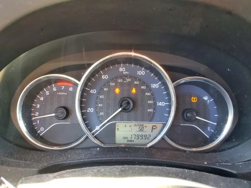 2015 TOYOTA COROLLA LE  