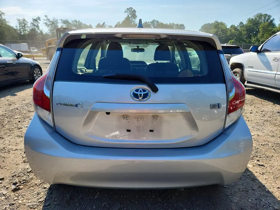2016 TOYOTA PRIUS C TWO  