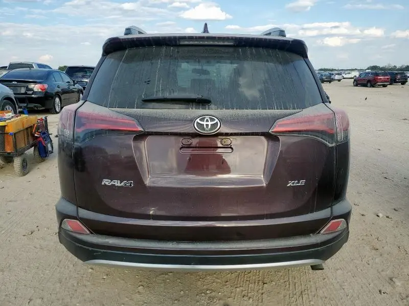 2016 TOYOTA RAV4 XLE