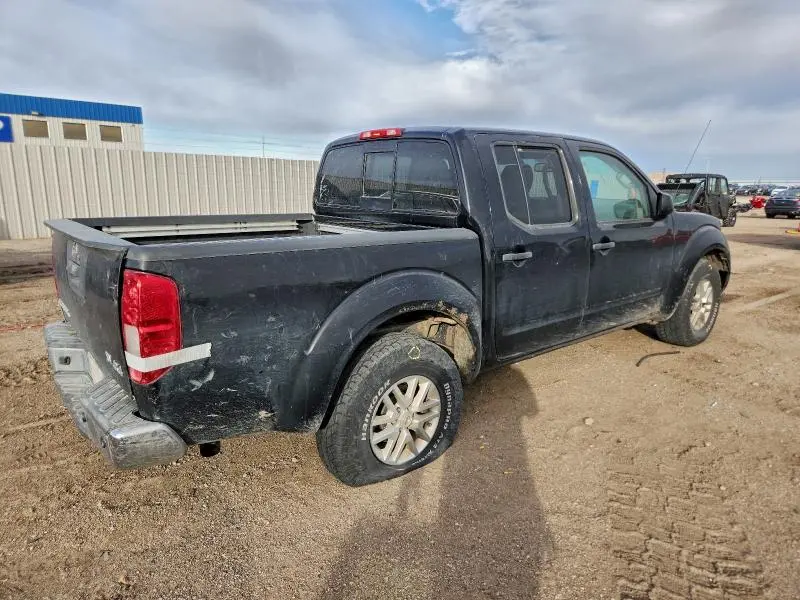 2015 NISSAN FRONTIER S  