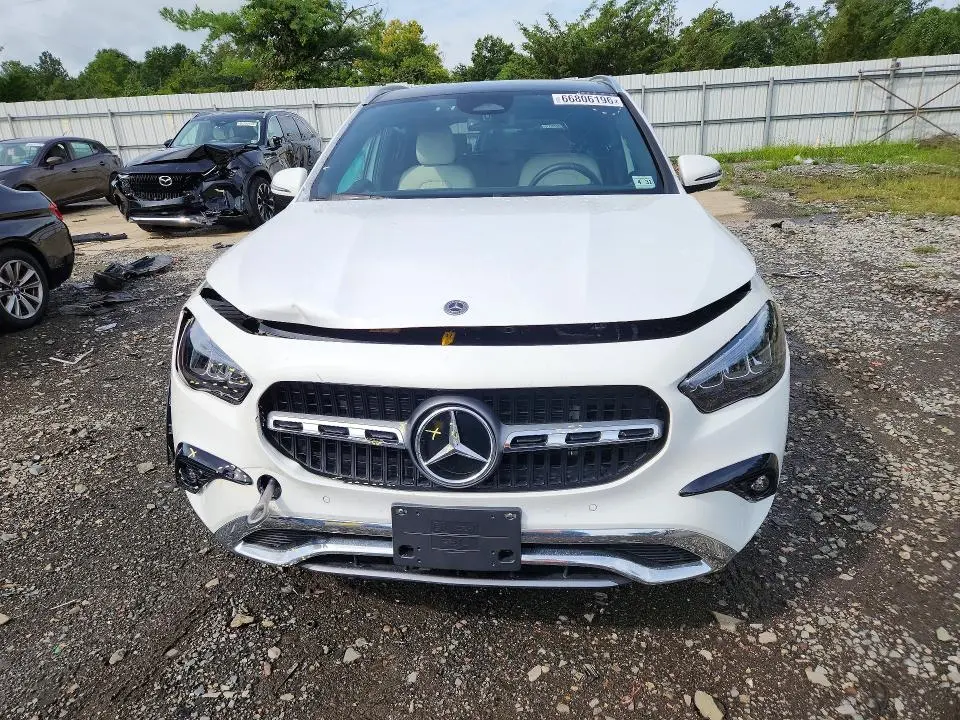 2026 MERCEDES-BENZ GLA 250 4MATIC  