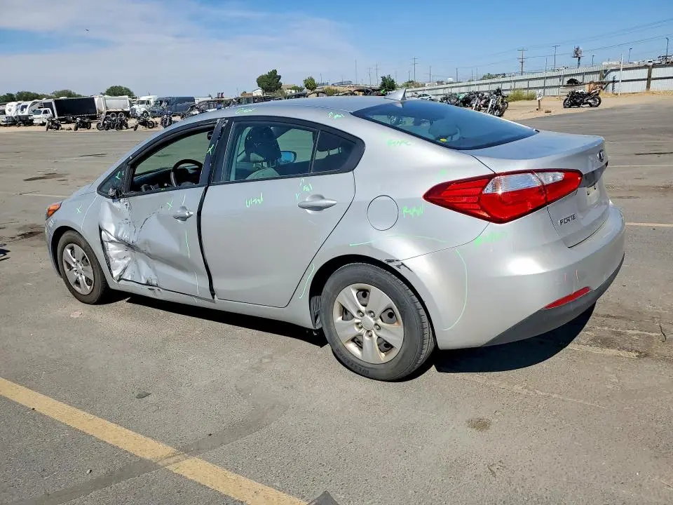 2016 KIA FORTE LX  