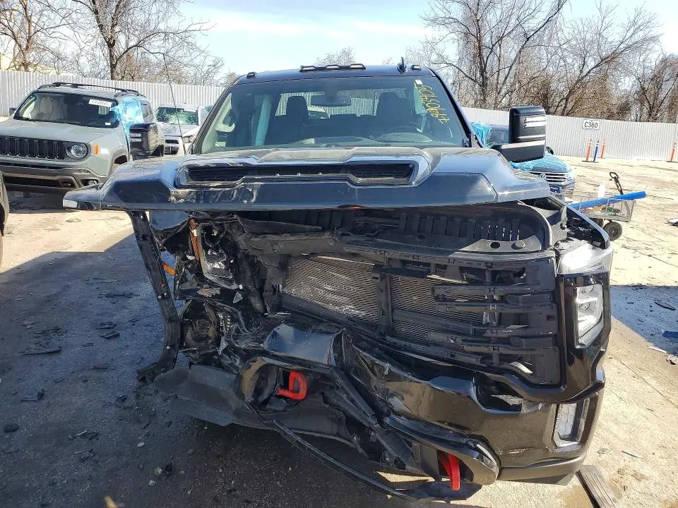 2023 GMC SIERRA K2500 AT4  