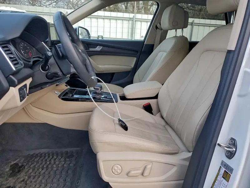 2024 AUDI Q5 PREMIUM 40  