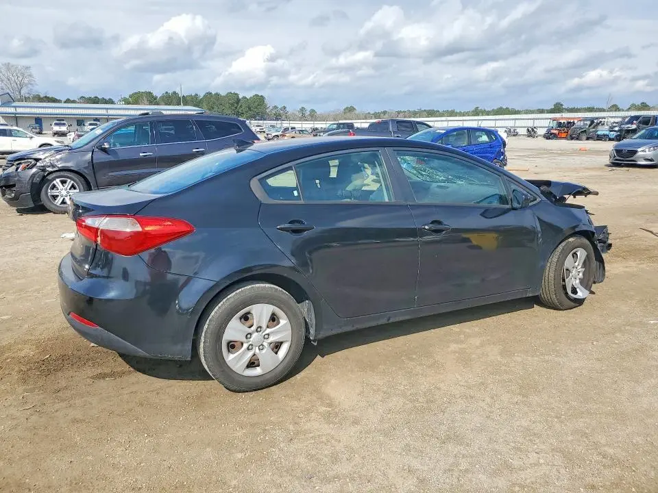 2015 KIA FORTE LX  