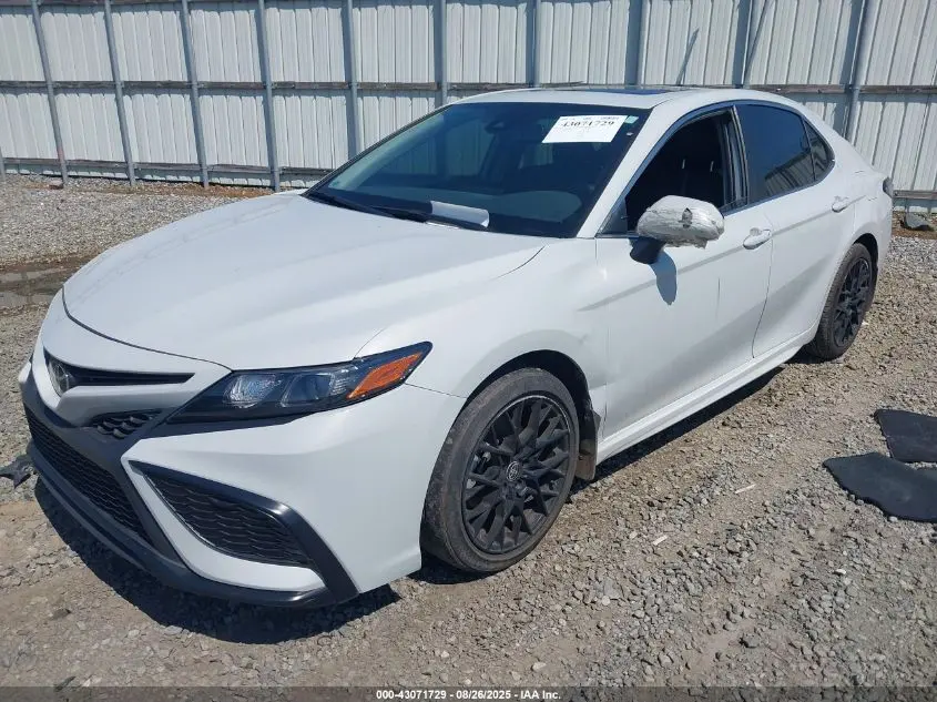 2022 TOYOTA CAMRY SE