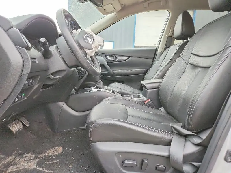 2019 NISSAN ROGUE SL  
