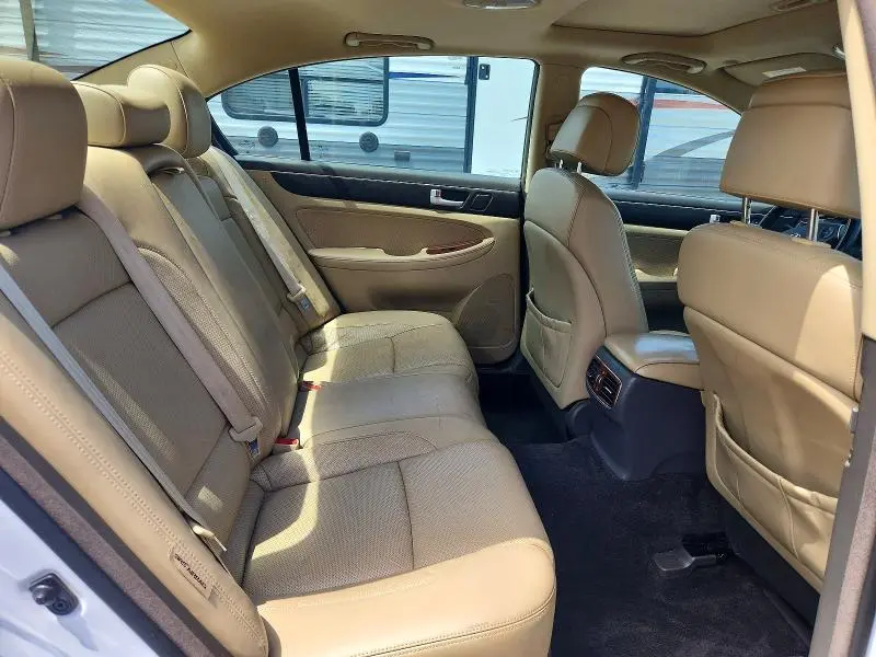 2013 HYUNDAI GENESIS 3.8L  