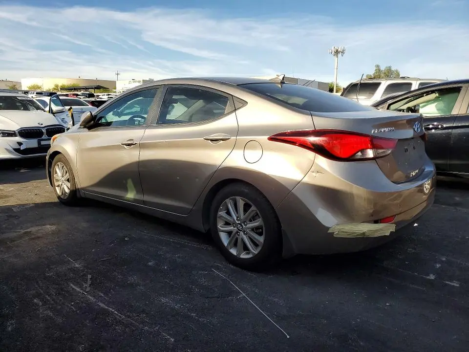 2014 HYUNDAI ELANTRA SE  