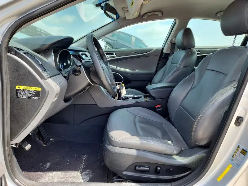 2012 HYUNDAI SONATA GLS  