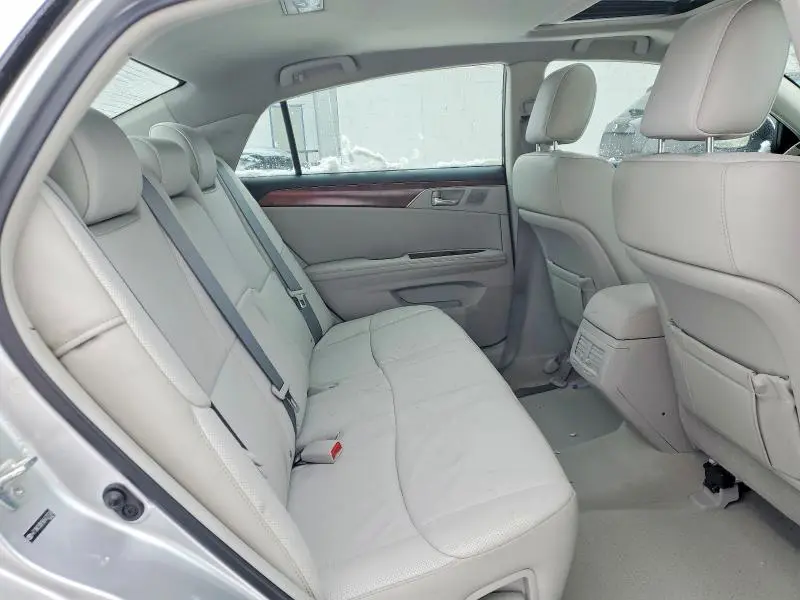 2011 TOYOTA AVALON LIMITED  