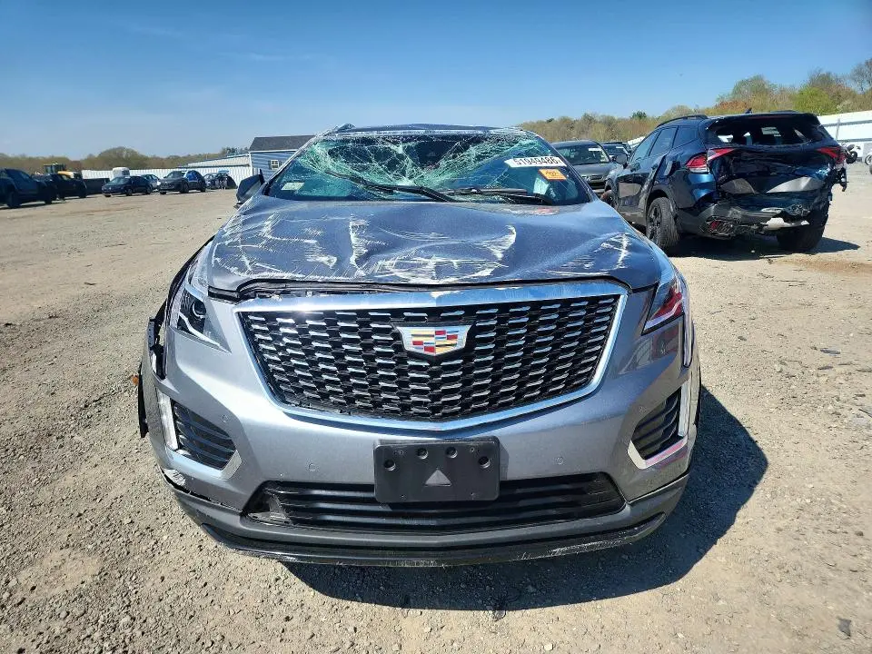 2022 CADILLAC XT5 LUXURY  