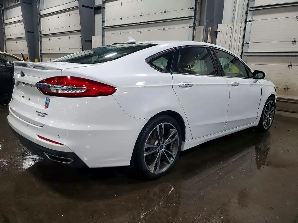 2019 FORD FUSION TITANIUM  