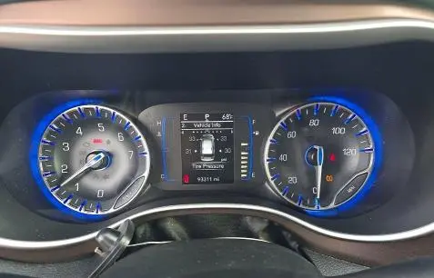 2020 CHRYSLER VOYAGER L  