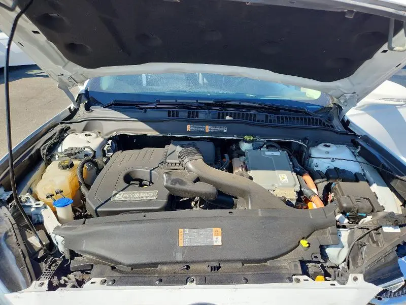 2017 FORD FUSION SE HYBRID  