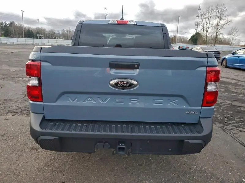 2024 FORD MAVERICK XLT  