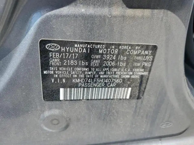 2017 HYUNDAI ELANTRA SE