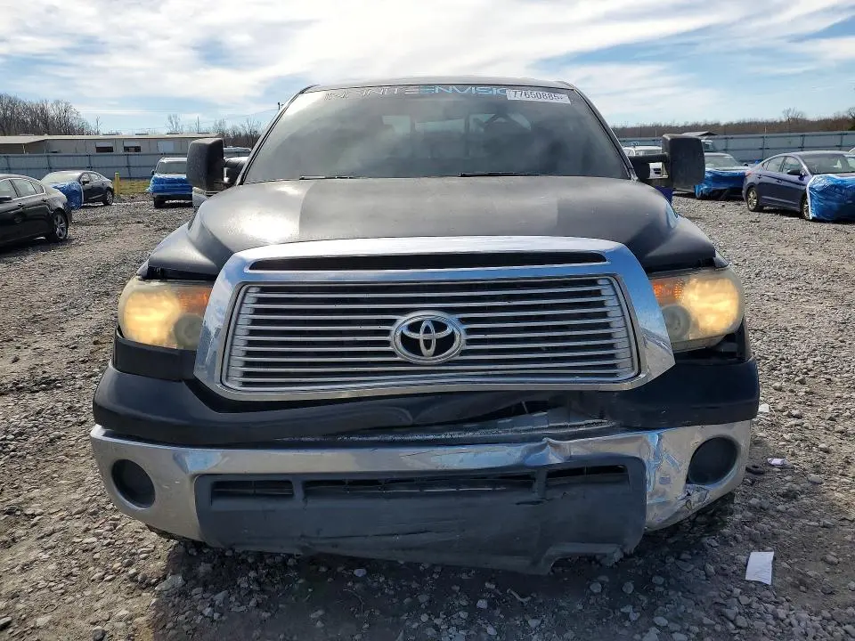 2011 TOYOTA TUNDRA DOUBLE CAB SR5  
