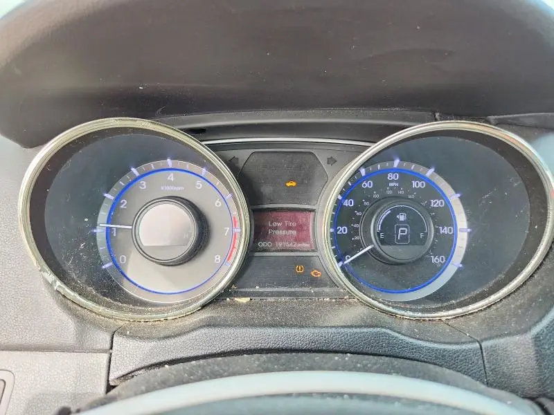2012 HYUNDAI SONATA GLS  