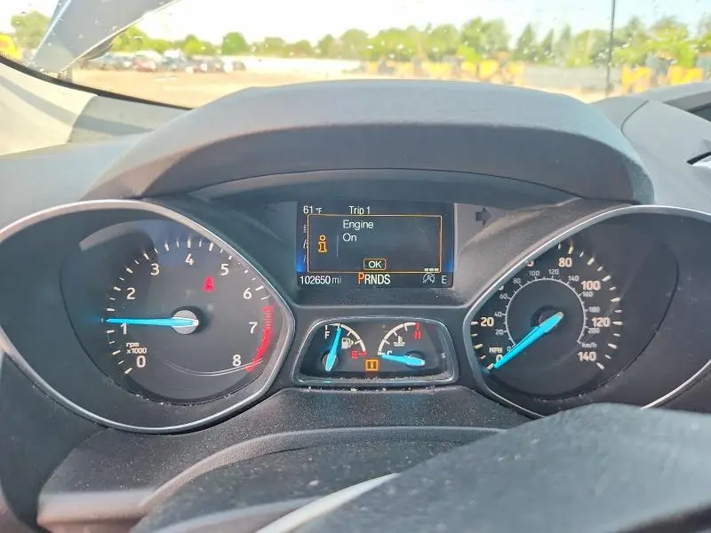 2017 FORD ESCAPE SE  