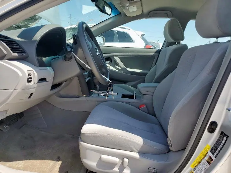 2010 TOYOTA CAMRY BASE  