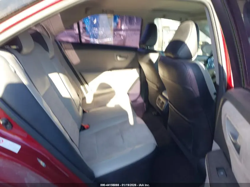 2016 TOYOTA CAMRY XSE