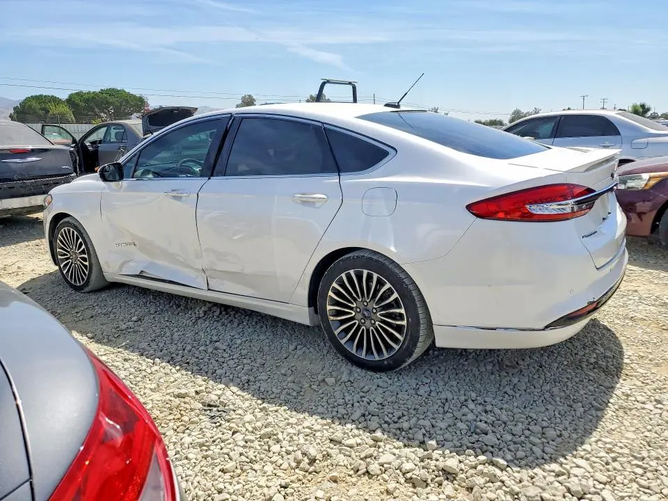 2017 FORD FUSION TITANIUM HEV  
