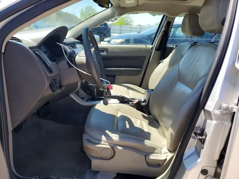 2010 FORD FOCUS SEL  