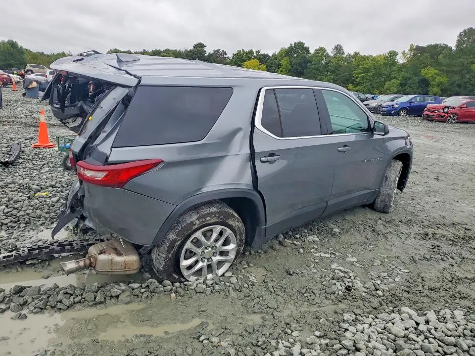 2021 CHEVROLET TRAVERSE LS  