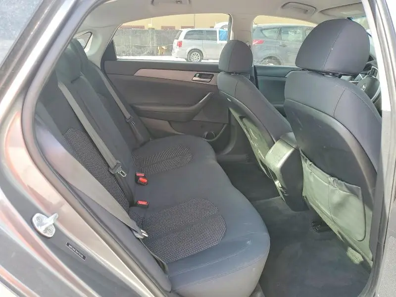 2019 HYUNDAI SONATA SE  