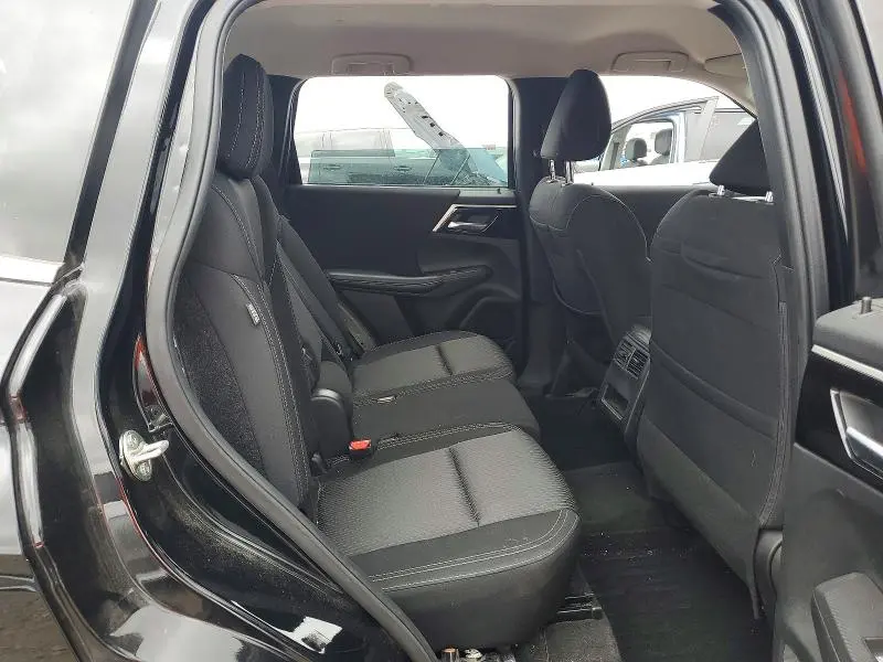 2023 MITSUBISHI OUTLANDER ES  