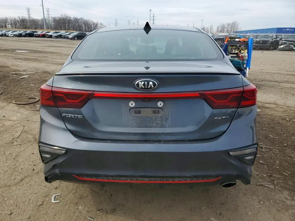 2020 KIA FORTE GT LINE  
