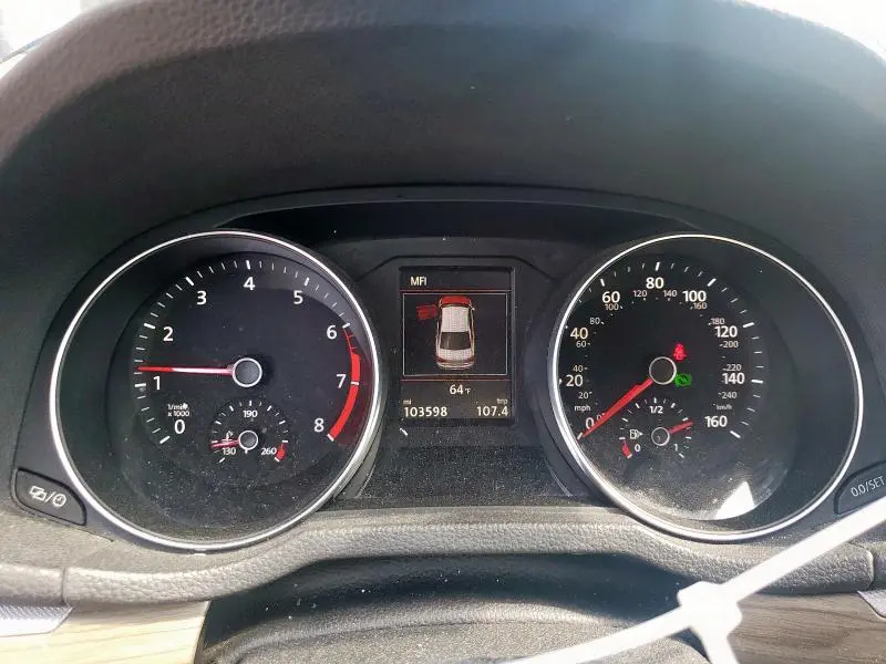 2017 VOLKSWAGEN PASSAT SE  