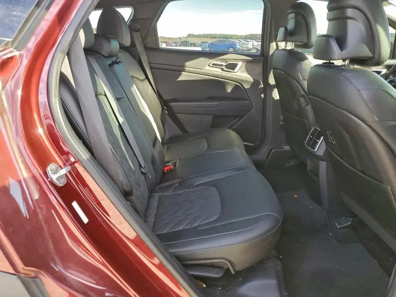 2023 KIA SPORTAGE X LINE  