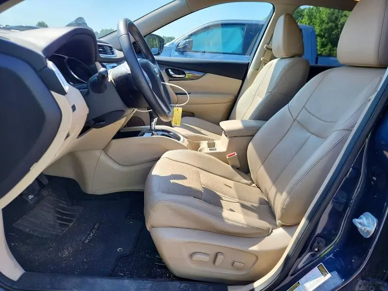 2016 NISSAN ROGUE SL  