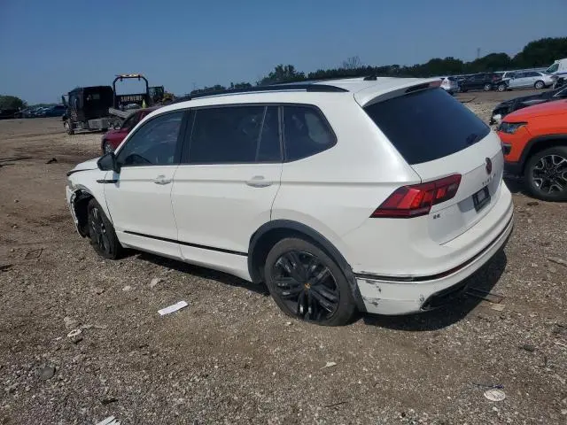 2022 VOLKSWAGEN TIGUAN SE R-LINE BLACK  