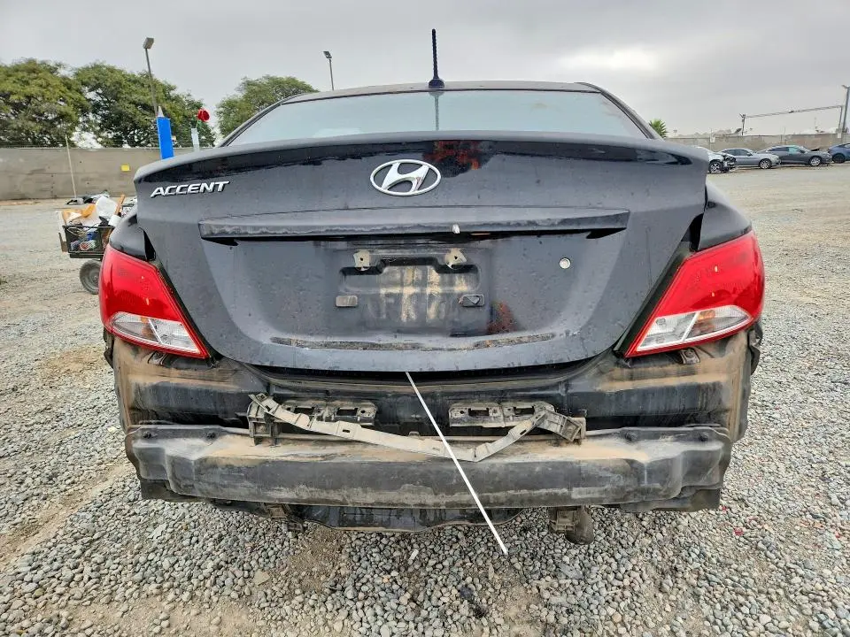 2015 HYUNDAI ACCENT GLS  