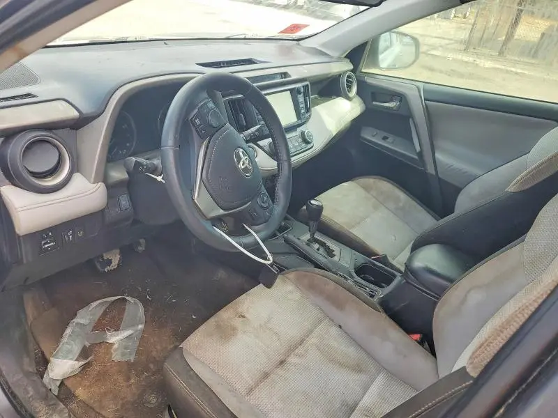 2017 TOYOTA RAV4 XLE  