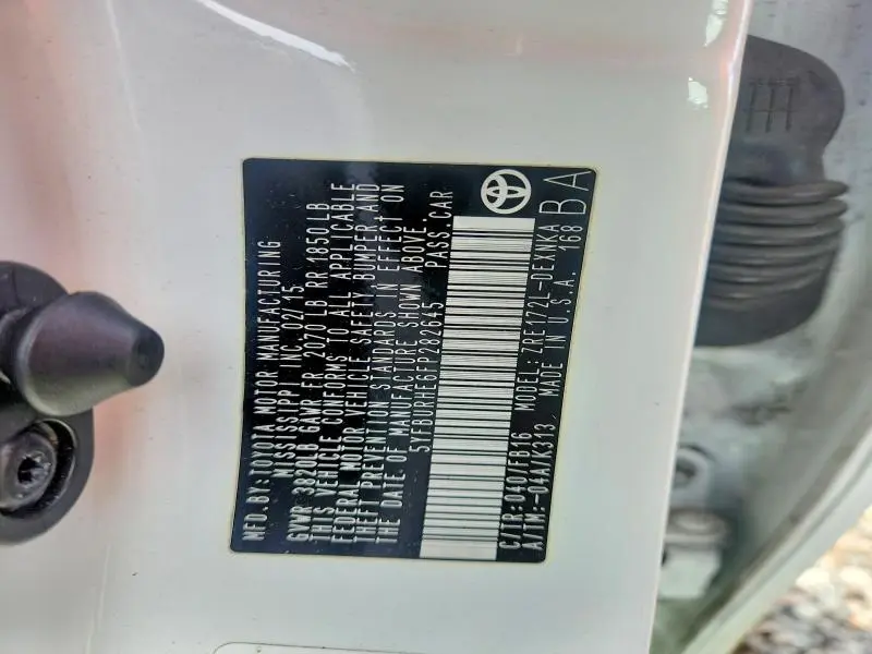 2015 TOYOTA COROLLA LE  