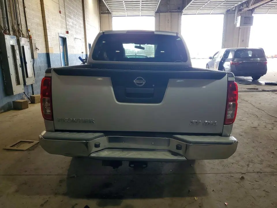 2013 NISSAN FRONTIER S  