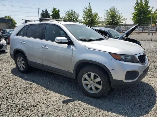 2011 KIA SORENTO BASE  