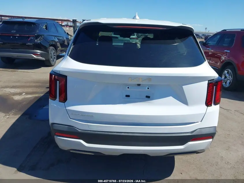 2024 KIA SORENTO LX